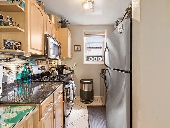 4th image of 44-20 Douglaston Pkwy #7-F