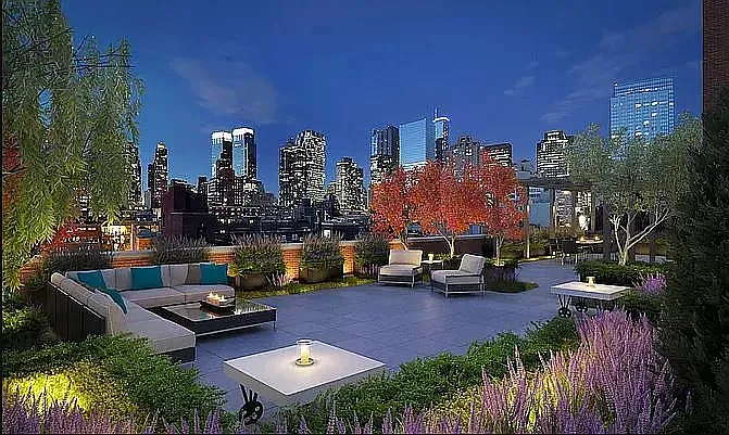 432 West 52nd Street — Photo 4