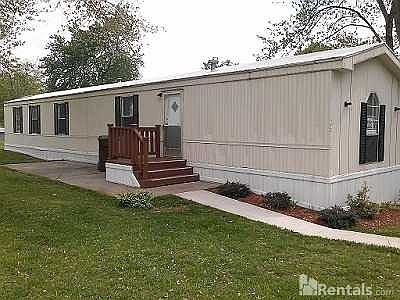 1st image of 172 Redwood Ln