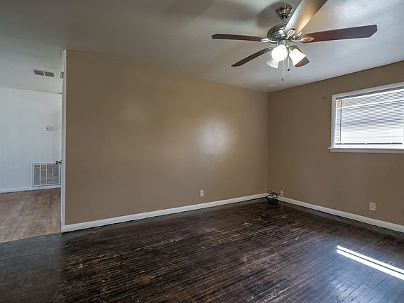 5th image of 237 S 101st East Ave