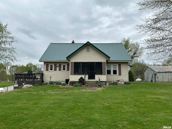 8710 E Allen Rd, Iuka, IL 62849
