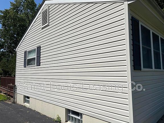 4th image of 1360 Harrison St