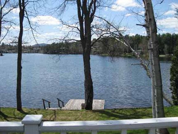 5th image of 358 Mirror Lake Dr