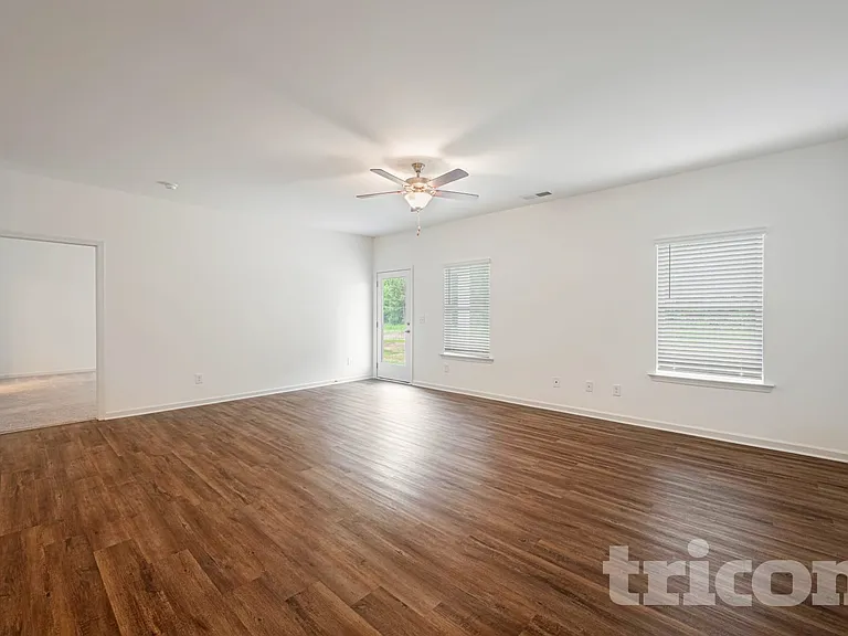 132 Chapel Meadow Ln SW — Photo 2