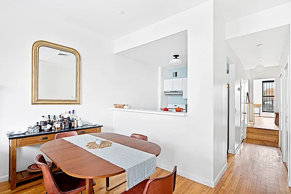 Sold by Compass | media 4