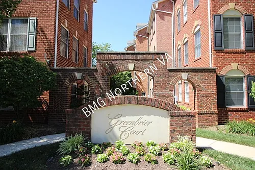 2304 N Greenbrier Ct #206 Photo 1 2304 N Greenbrier Ct #206 Photo 1