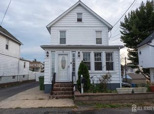 1 Mary St, Sayreville, NJ 08872
