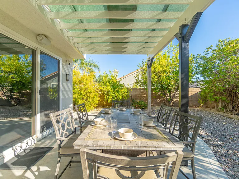 28311 Nicholas Cir — Photo 40