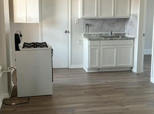 688 High St #3G, Holyoke, MA 01040