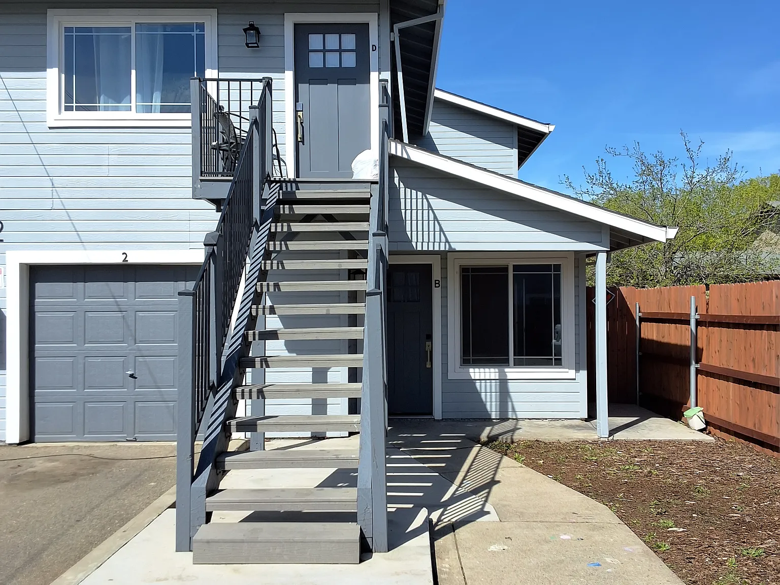 3 bed, $1,600 — Photo 1
