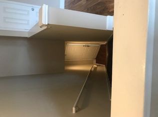 11620 Tomahawk Creek Pkwy APT G, Leawood, KS 66211