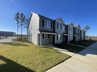 1089 Peony Ln, Youngsville, NC 27596