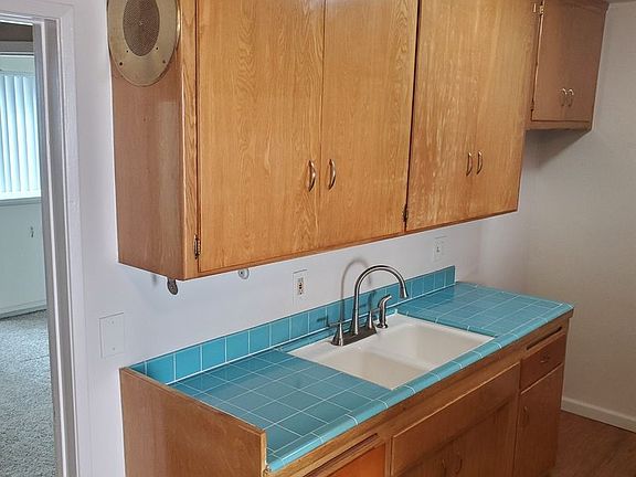 5th image of 1802 Esplanade APT 4