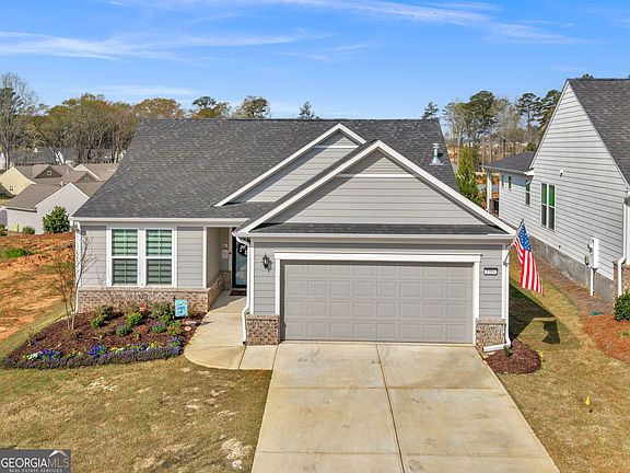 3rd image of 1004 Dirr Dr