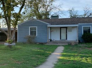 606 E 21st St, Crane, TX 79731
