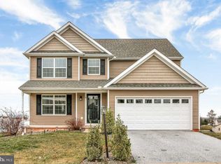 65 Andrew Dr, York, PA 17404