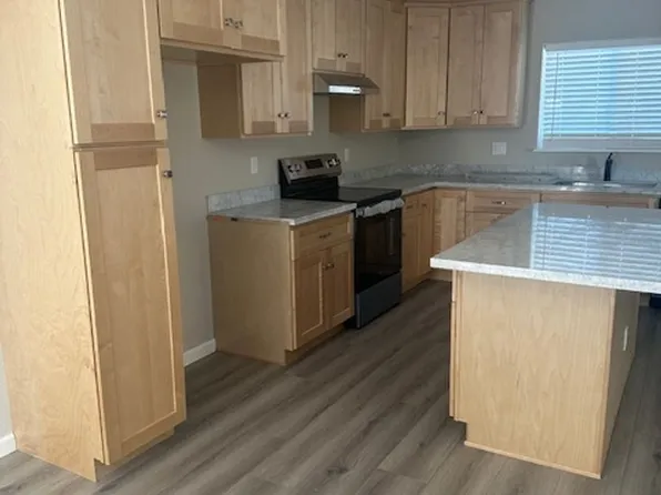 224A Brittain Ln, Santa Rosa, CA 95401