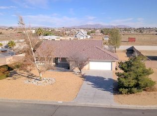 13263 Cuyamaca Rd, Apple Valley, CA 92308