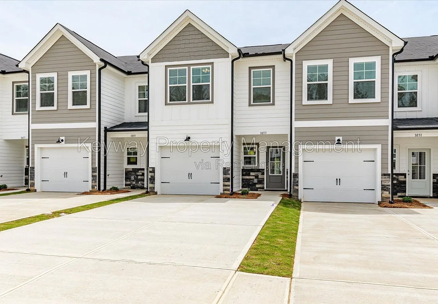 3 bed, 2.5 bath, 1540 sqft, $1,850 — Photo 1