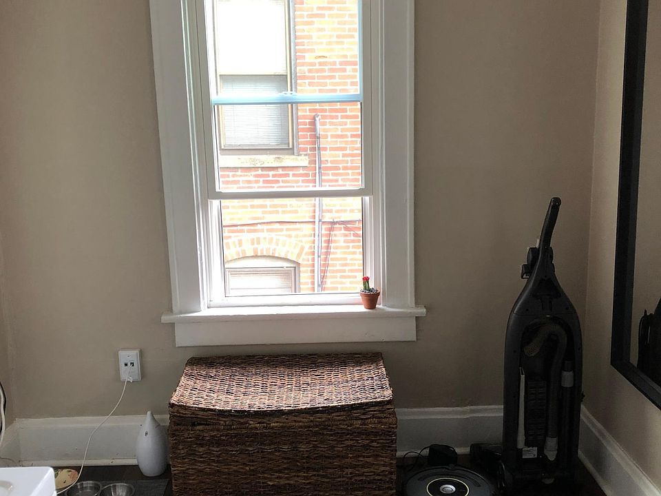 Mudroom/Laundry room