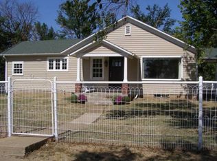 916 22nd Rd, Kanopolis, KS 67454