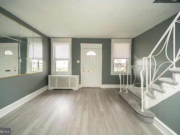 2nd image of 6328 N Gratz St