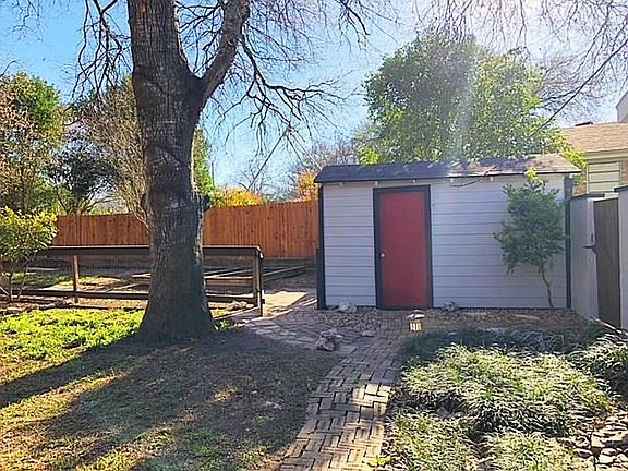 3rd image of 11805 Dove Haven Dr