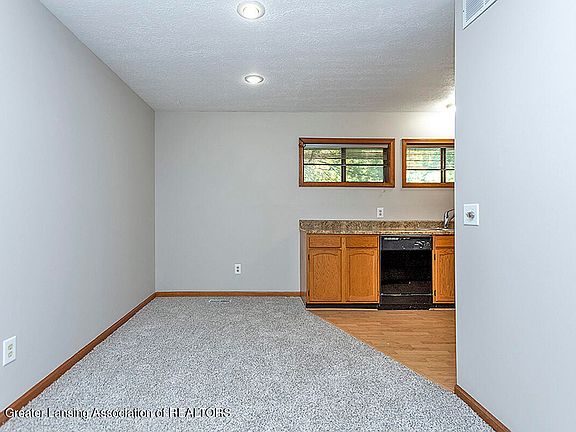 4th image of 5471 Wild Oak Dr #2