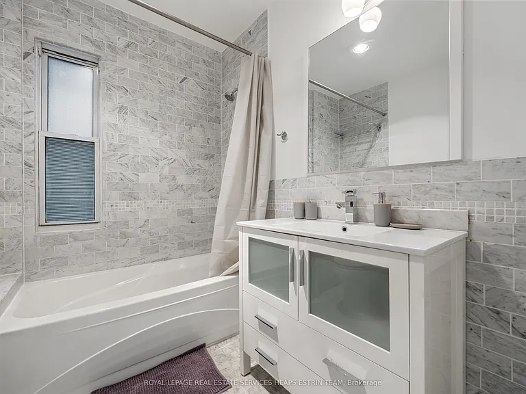 124 Argyle St #2 — Photo 11