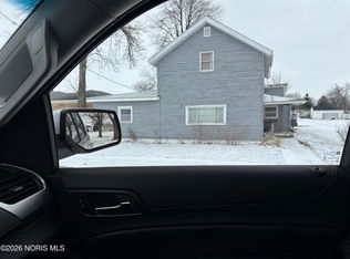423 S Stearns Ave, Deshler, OH