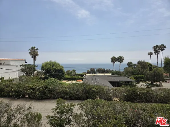 26863 Via Linda St, Malibu, CA 90265