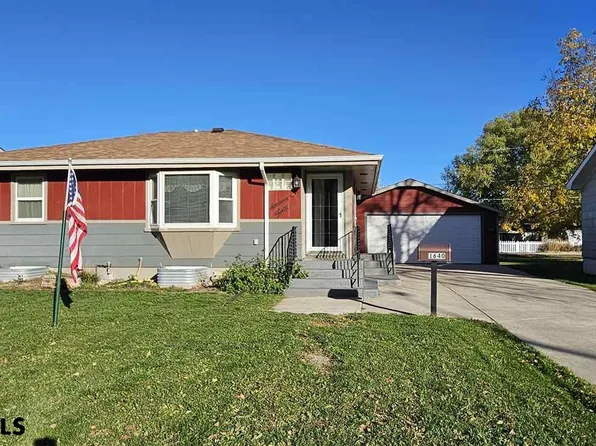 1640 5th St, Gering, NE 69341