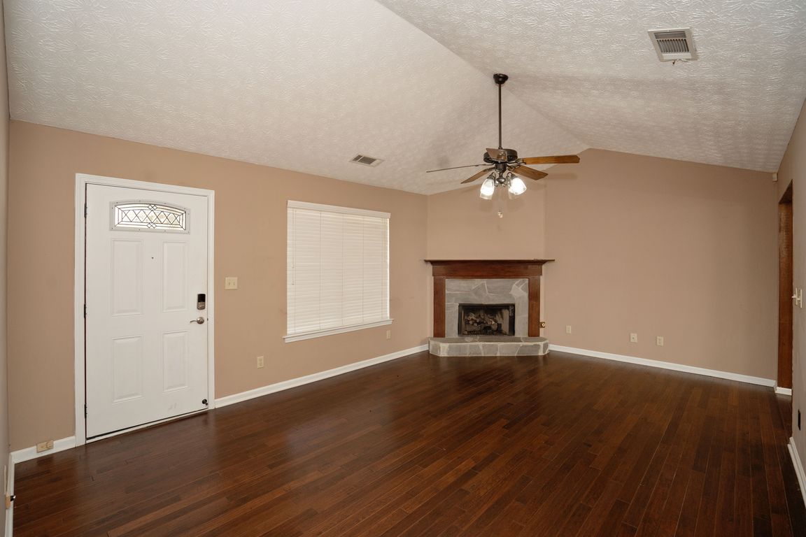 next background image