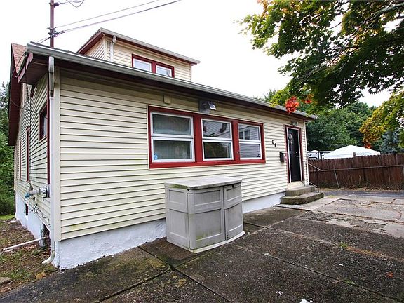 2nd image of 68 Irwin Ave