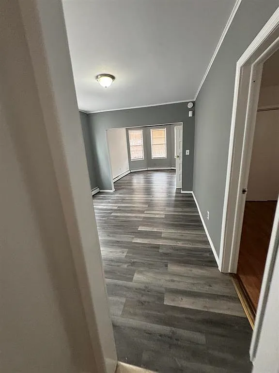 Building Photo - 596 Adams Ave #1