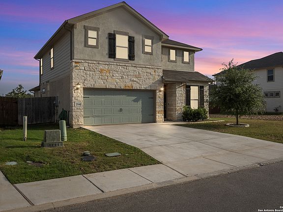 2nd image of 2546 Verona Way
