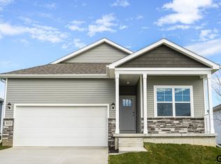 11952 S 114th Ave, Papillion, NE 68046