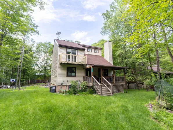 88 Wild Turkey Cir, Lake Ariel, PA 18436