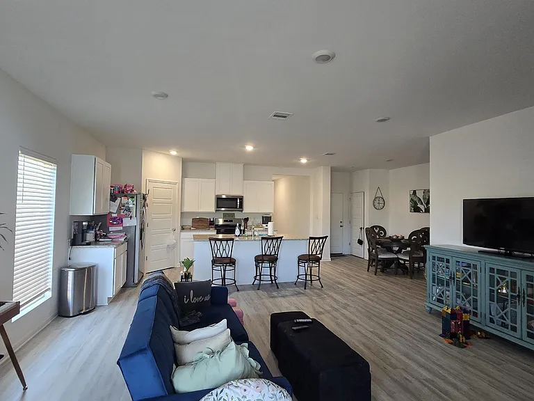13343 Bellacosa Ave — Photo 2