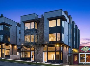 6537 D 35th Ave SW, Seattle, WA 98126