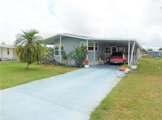 36530 Strand Dr, Zephyrhills, FL 33542