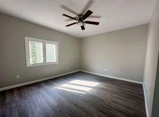 96 Wellington St APT 2, Fall River, MA 02720