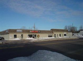 2003 10th St, Menominee, MI 49858
