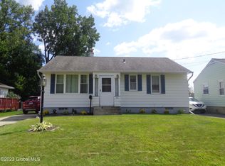 5 Admiral St, Albany, NY 12205