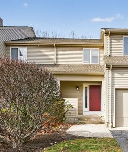 15 Poppasquash Rd #15, North Attleboro, MA, 02760