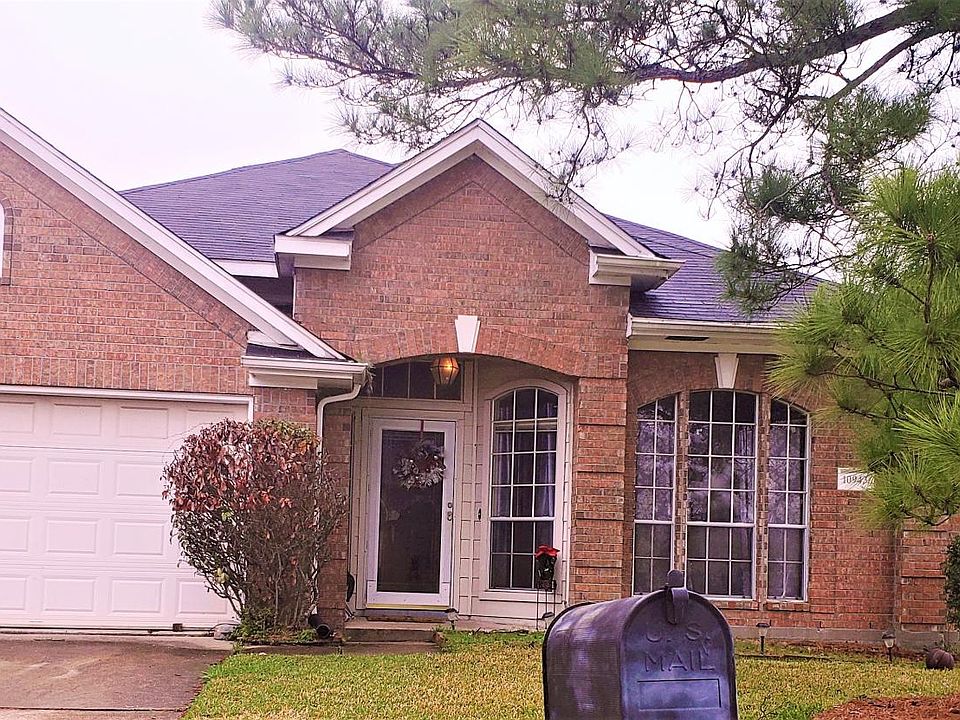 1st image of 10943 Thornwood Dr