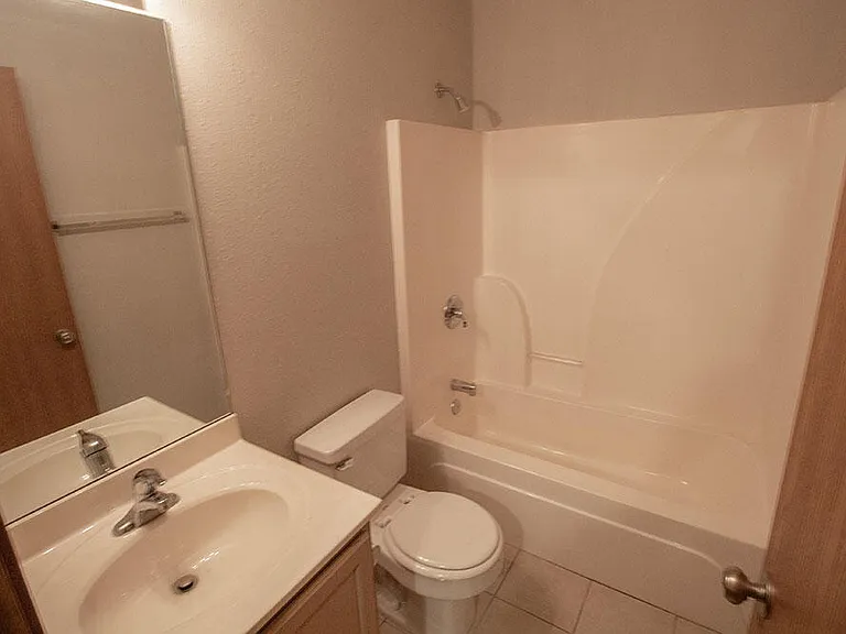 1516 Citadel Dr — Photo 25