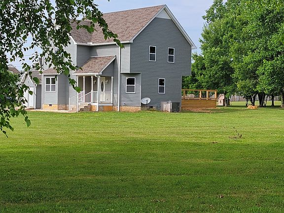 2nd image of 100 Janna Ln
