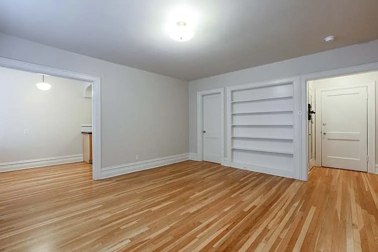 228 NW 22nd Ave — Photo 16