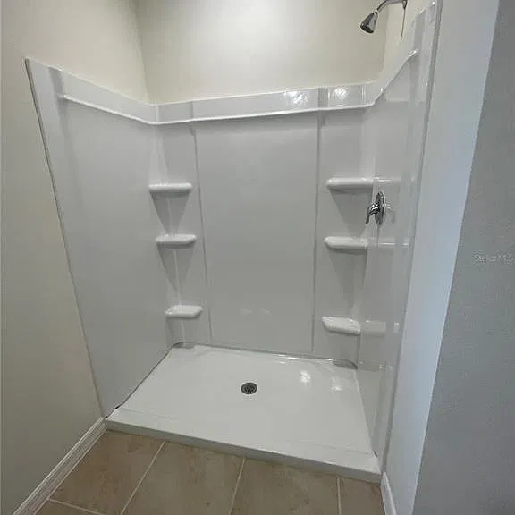 498 Baroness Way — Photo 9